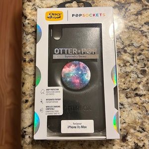 Otter box phone case iPhone XS Max